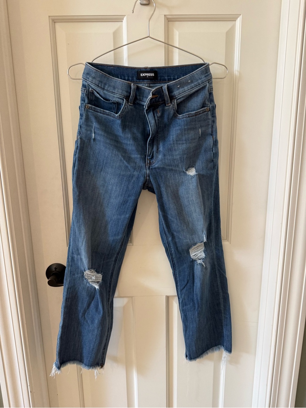 Express Cropped Straight High Rise Distressed Jeans Size 4R